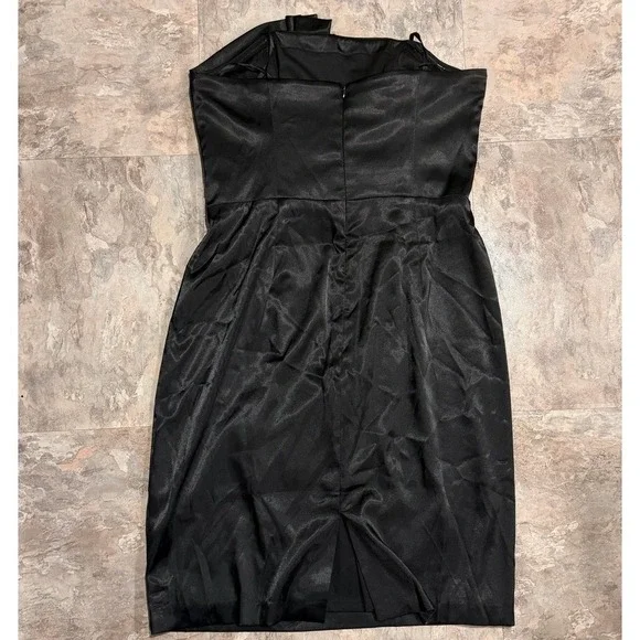 NWT Black Satin Strapless  Dress Size 14 Bridesmaid Cocktail Formal Prom - Picture 5 of 8